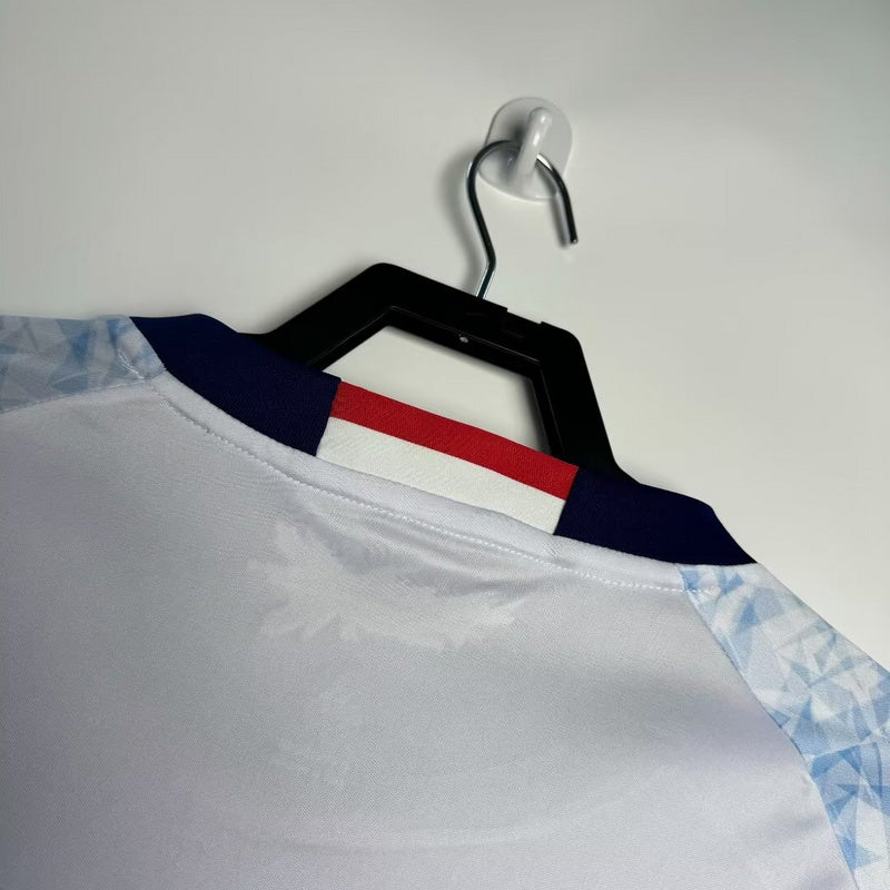 Retro 16/17 Japan away$11.90 - 13.90